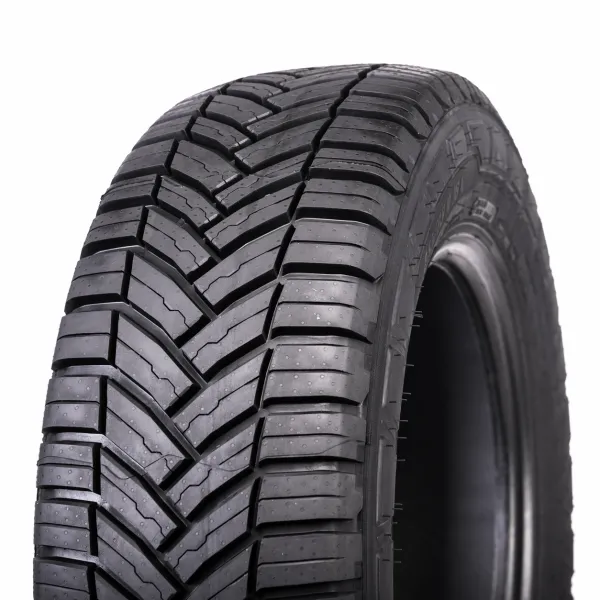 Agilis CrossClimate 225/55 R17 104 H