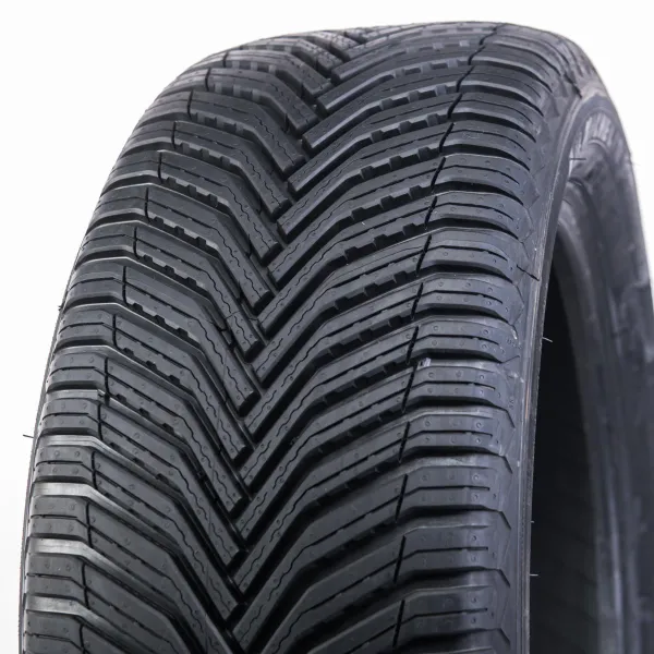CrossClimate 2 A/W 245/40 R20 99 W