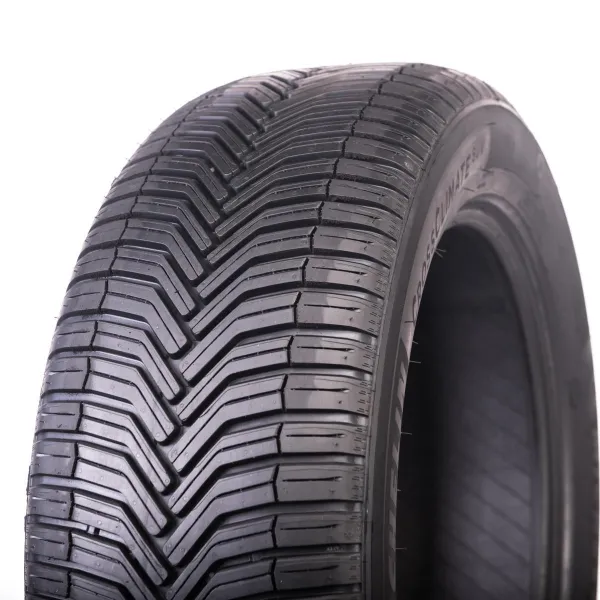 CrossClimate SUV 235/60 R18 107 V