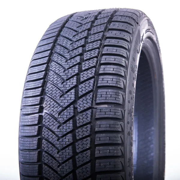 NW211 235/45 R17 97 V