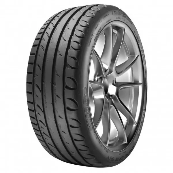 ULTRA HIGH PERFORMANCE 215/55 R18 99 V