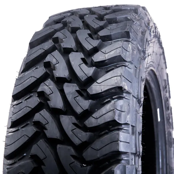 Open Country M/T 295/70 R17 121 P