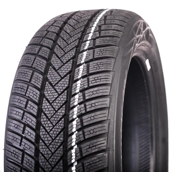 Wintrac Pro 215/40 R17 87 V